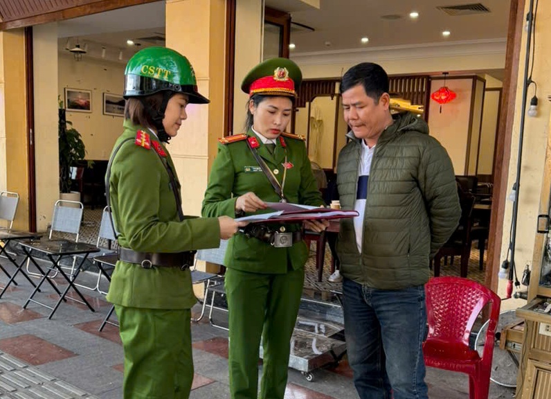 Công an phường Hồng Bàng: Tổ chức tuyên truyền, vận động 351 hộ kinh doanh chấp hành trật tự công cộng, trật tự đô thị, trật tự đường hè